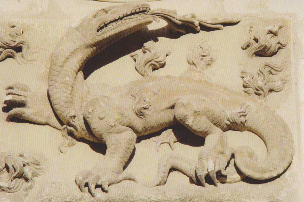 bas-relief du château de Blois (XVIe): représentation d'un plateosaurus